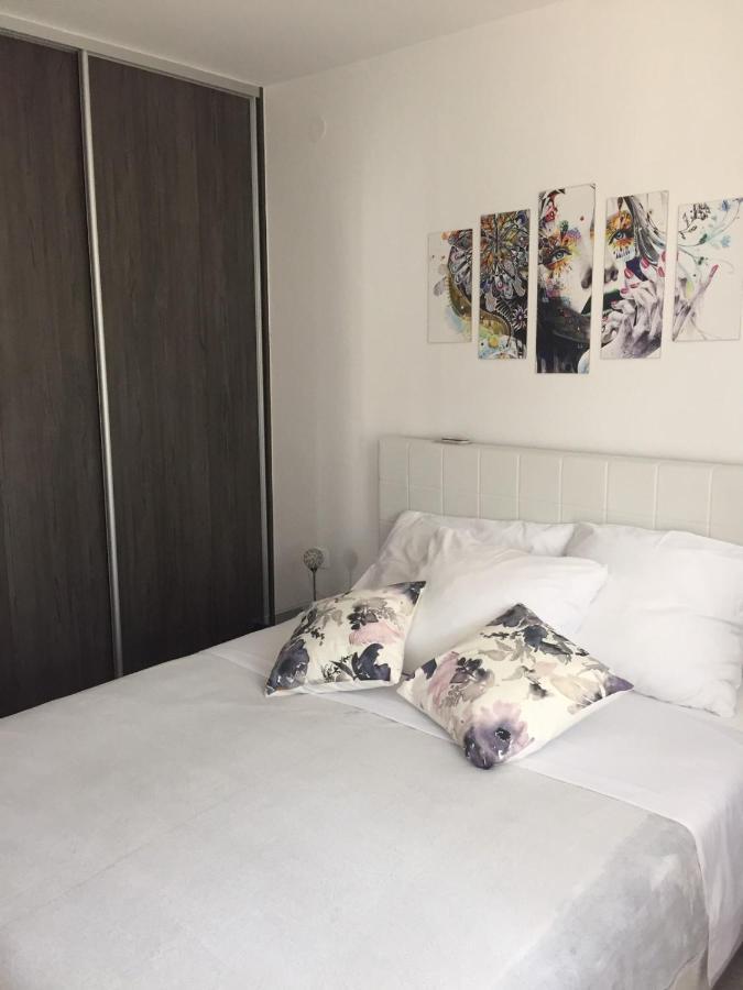 Apartment Yelena Rose West Zadar Exterior foto