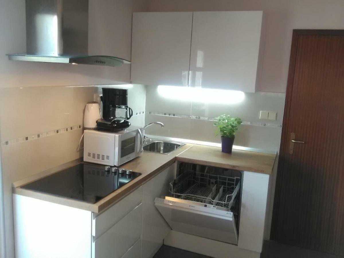 Apartment Yelena Rose West Zadar Exterior foto
